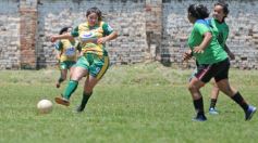 Foto de la galería: El Torneo de Fútbol Femenino del Instituto Saavedra y el Club Guacurarí se prepara para la final
