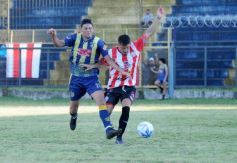 Foto de la galería: Triunfo auriazul en la primera fecha del Torneo Regional