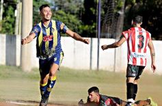 Foto de la galería: Triunfo auriazul en la primera fecha del Torneo Regional