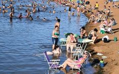 Foto de la galería: Sol, playa y rio, postales de verano en la ciudad capital