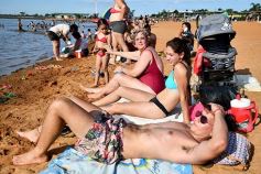 Foto de la galería: Sol, playa y rio, postales de verano en la ciudad capital