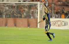 Foto de la galería: Empate para el clásico posadeño en la segunda fecha del Torneo Regional