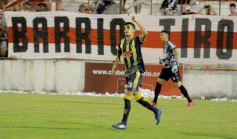 Foto de la galería: Empate para el clásico posadeño en la segunda fecha del Torneo Regional