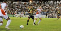 Foto de la galería: Empate para el clásico posadeño en la segunda fecha del Torneo Regional