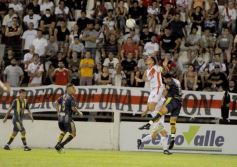 Foto de la galería: Empate para el clásico posadeño en la segunda fecha del Torneo Regional