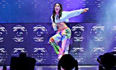 Sixto Fotografías. Sociedad. Recitales - Fanáticos deliraron en la espectacular presentación de Tini en Posadas