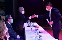 Foto de la galería: Entregaron diplomas de distinción a Diputados Nacionales electos en los últimos comicios