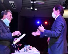 Foto de la galería: Entregaron diplomas de distinción a Diputados Nacionales electos en los últimos comicios