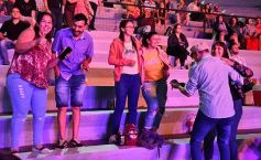 Foto de la galería: Celebración, tradición y reencuentro en la primera noche del Festival del Litoral en Posadas