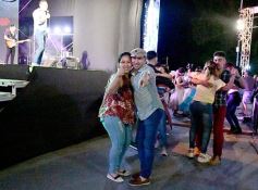 Foto de la galería: Celebración, tradición y reencuentro en la primera noche del Festival del Litoral en Posadas