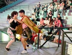 Foto de la galería: Celebración, tradición y reencuentro en la primera noche del Festival del Litoral en Posadas