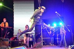 Foto de la galería: Celebración, tradición y reencuentro en la primera noche del Festival del Litoral en Posadas