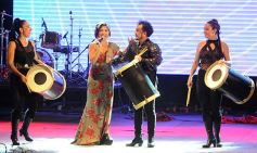 Foto de la galería: Celebración, tradición y reencuentro en la primera noche del Festival del Litoral en Posadas