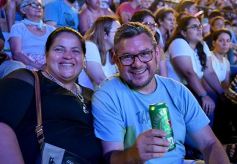 Foto de la galería: Celebración, tradición y reencuentro en la primera noche del Festival del Litoral en Posadas