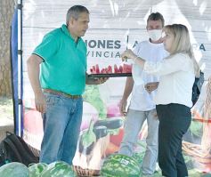 Foto de la galería: Feria de sandias misioneras en Plaza San Martín de Posadas