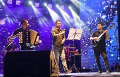Foto de la galería: Encuentro con la música del litoral en la tercera noche festivalera