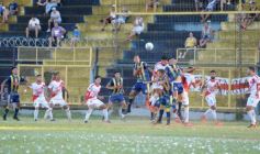 Foto de la galería: Triunfo franjeado en el clásico posadeño por la quinta fecha del Torneo Regional