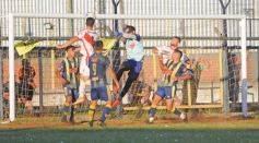 Foto de la galería: Triunfo franjeado en el clásico posadeño por la quinta fecha del Torneo Regional