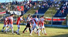 Foto de la galería: Triunfo franjeado en el clásico posadeño por la quinta fecha del Torneo Regional