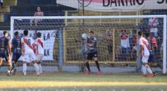 Foto de la galería: Triunfo franjeado en el clásico posadeño por la quinta fecha del Torneo Regional