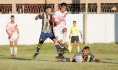 Foto de la galería: Triunfo franjeado en el clásico posadeño por la quinta fecha del Torneo Regional