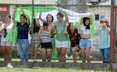 Foto de la galería: Final y premiación en el Torneo de Fútbol Femenino del Instituto Saavedra y el Club Guacurarí de Posadas