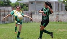 Foto de la galería: Final y premiación en el Torneo de Fútbol Femenino del Instituto Saavedra y el Club Guacurarí de Posadas