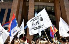 Foto de la galería: Con protocolos vigentes, asumieron los nuevos Diputados Misioneros