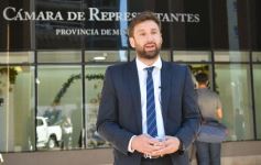 Foto de la galería: Con protocolos vigentes, asumieron los nuevos Diputados Misioneros