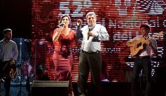 Foto de la galería: Folclore, baile y grandes artistas en el cierre del Festival del Litoral en Posadas