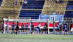 Foto de la galería: Mitre festejó en casa y avanzó a la siguiente fase del Torneo Regional