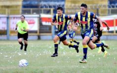Foto de la galería: Mitre festejó en casa y avanzó a la siguiente fase del Torneo Regional