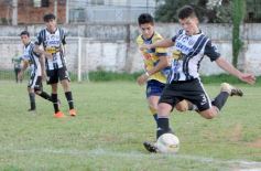 Foto de la galería: Atlético Posadas y Mitre en el cruce por semifinales del Torneo de la Liga