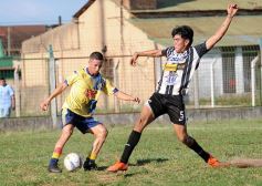 Foto de la galería: Atlético Posadas y Mitre en el cruce por semifinales del Torneo de la Liga