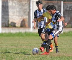 Foto de la galería: Atlético Posadas y Mitre en el cruce por semifinales del Torneo de la Liga