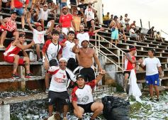 Foto de la galería: Huracán campeón del Torneo Clasificatorio de la Liga Posadeña