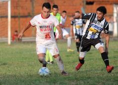 Foto de la galería: Huracán campeón del Torneo Clasificatorio de la Liga Posadeña