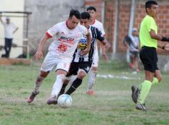 Foto de la galería: Huracán campeón del Torneo Clasificatorio de la Liga Posadeña