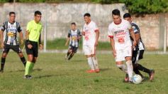 Foto de la galería: Huracán campeón del Torneo Clasificatorio de la Liga Posadeña