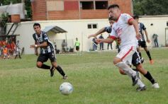 Foto de la galería: Huracán campeón del Torneo Clasificatorio de la Liga Posadeña