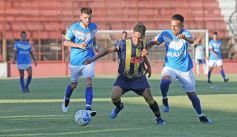 Foto de la galería: Mitre y Victoria de Curuzú Cuatiá en el cruce por los octavos del Regional