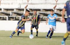 Foto de la galería: Mitre y Victoria de Curuzú Cuatiá en el cruce por los octavos del Regional