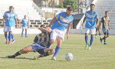 Foto de la galería: Mitre y Victoria de Curuzú Cuatiá en el cruce por los octavos del Regional
