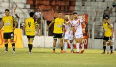 Foto de la galería: Goleada de la Franja en el pase a cuartos del Torneo Regional
