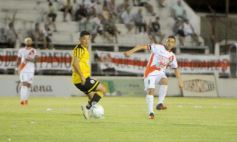 Foto de la galería: Goleada de la Franja en el pase a cuartos del Torneo Regional