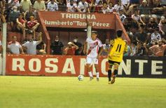 Foto de la galería: Goleada de la Franja en el pase a cuartos del Torneo Regional