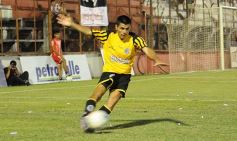Foto de la galería: Goleada de la Franja en el pase a cuartos del Torneo Regional