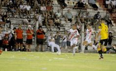 Foto de la galería: Goleada de la Franja en el pase a cuartos del Torneo Regional