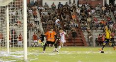 Foto de la galería: Goleada de la Franja en el pase a cuartos del Torneo Regional