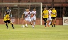 Foto de la galería: Goleada de la Franja en el pase a cuartos del Torneo Regional